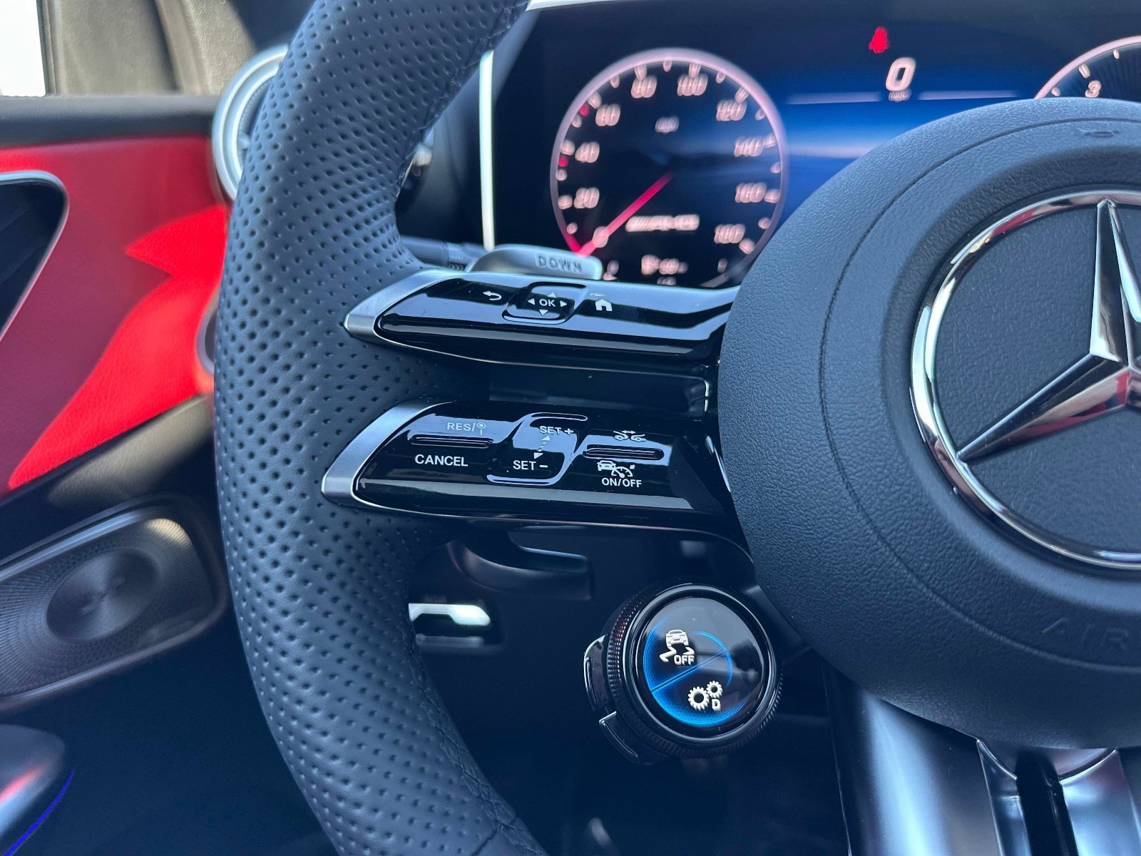 New 2026 Mercedes-Benz GLC 43 AMG AMG  43 4MATIC Coupe image 29