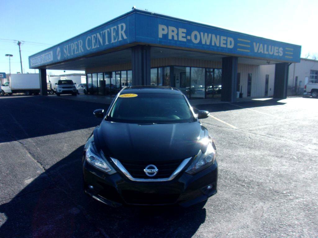 Used 2017 Nissan Altima 2.5 SV w/ Convenience Package image 2