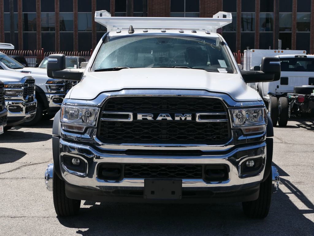 New 2024 RAM 4500 Tradesman w/ Chrome Appearance Group RWD image 7