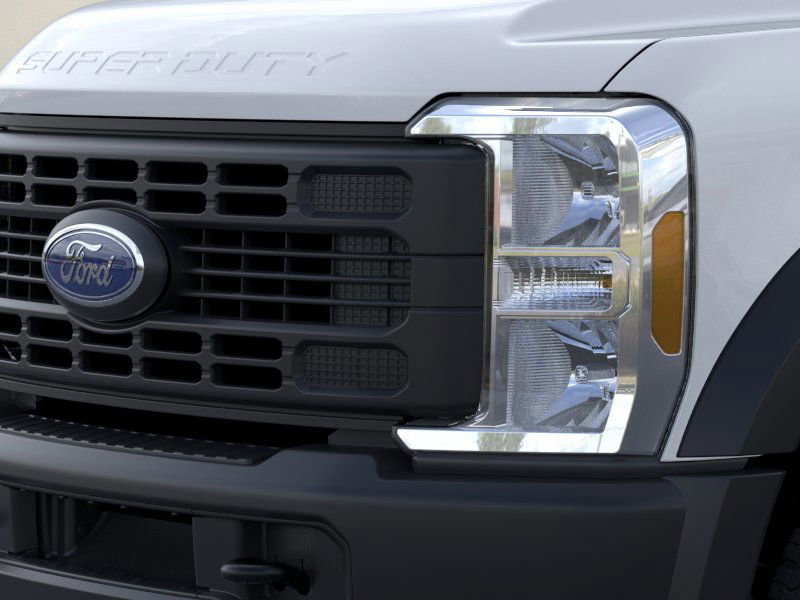 New 2025 Ford F550 4x4 Supercab Super Duty image 17