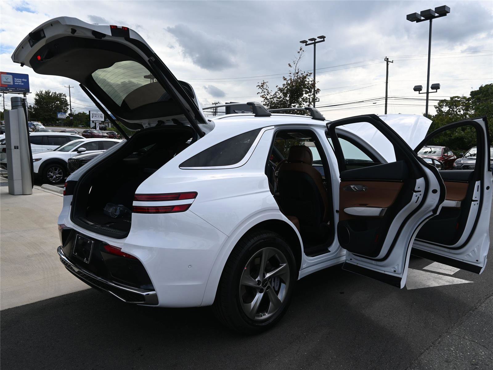 New 2026 Genesis GV70 2.5T Advanced image 14