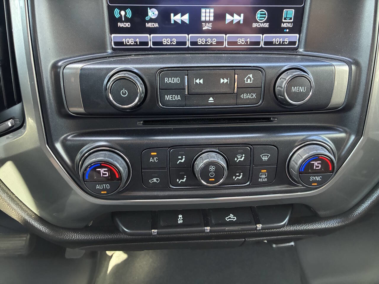 Used 2018 Chevrolet Silverado 1500 LT w/ All Star Edition RWD image 21