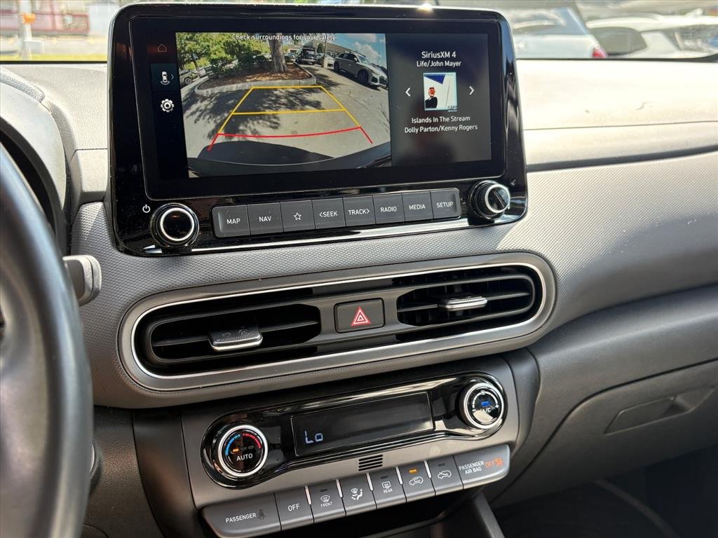 Certified 2023 Hyundai Kona SEL w/ Convenience Package FWD image 9