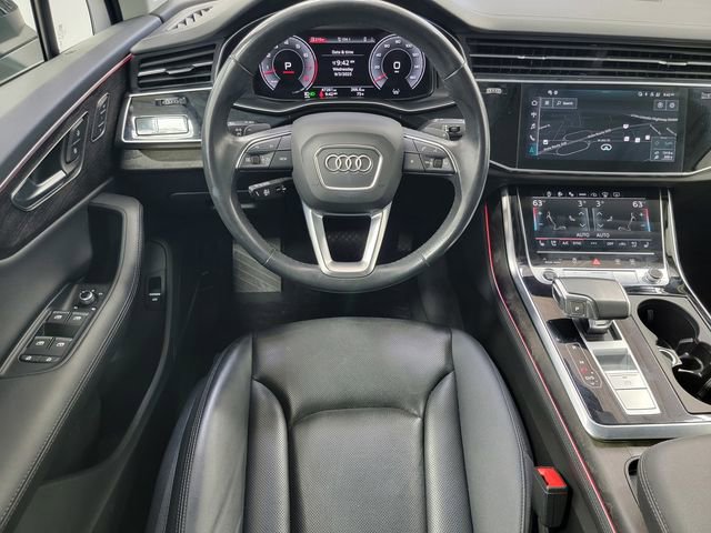 Used 2023 Audi Q7 3.0T Prestige image 32