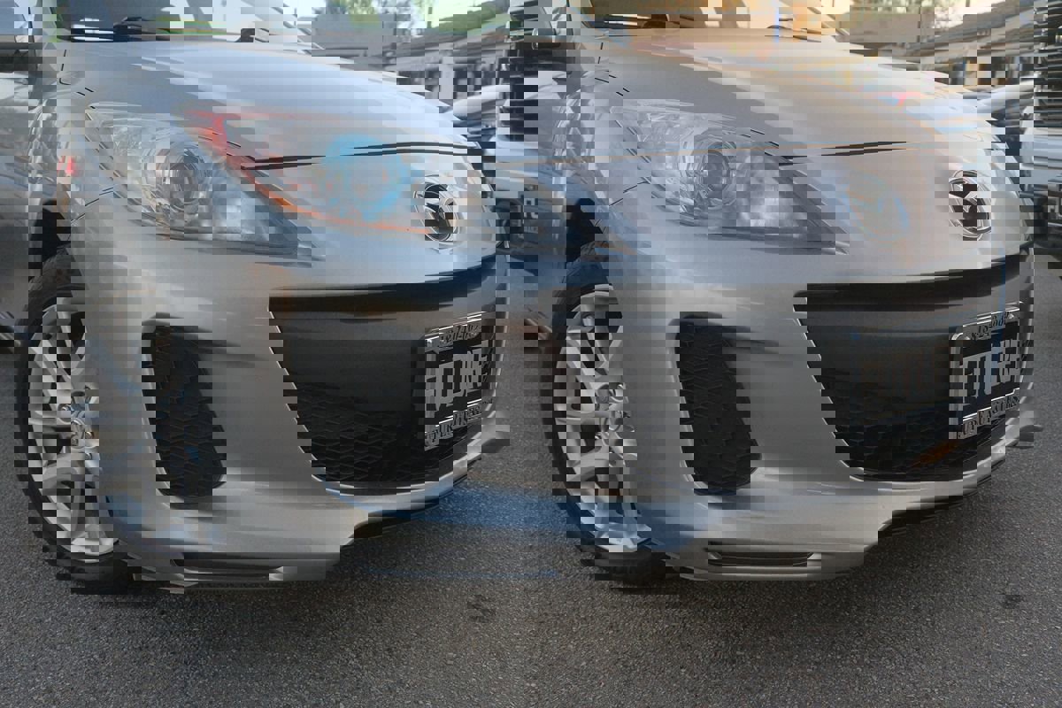 Used 2013 MAZDA MAZDA3 i Touring image 7