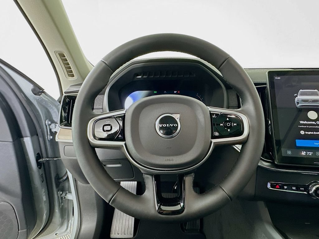 Used 2026 Volvo XC90 B5 Plus w/ Protection Package Premier AWD/4WD image 18