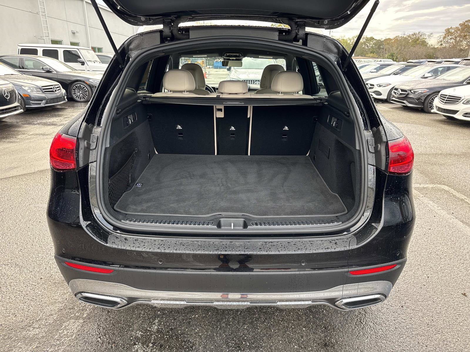 Certified 2024 Mercedes-Benz GLC 300 4MATIC image 11