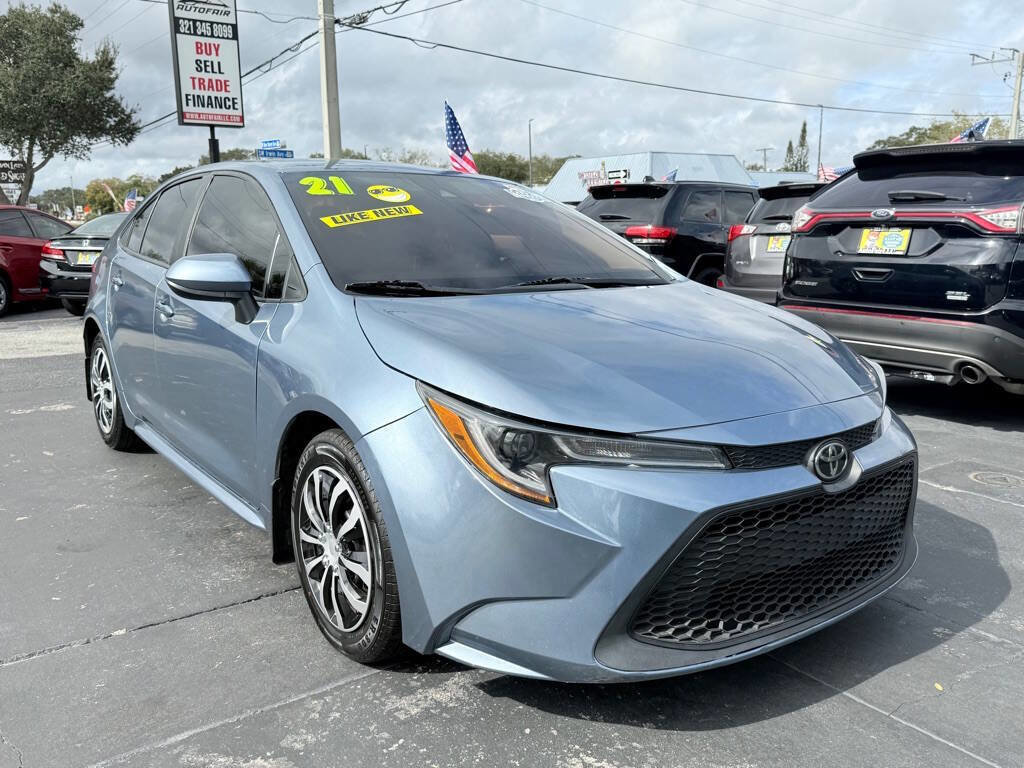 Used 2021 Toyota Corolla LE image 1
