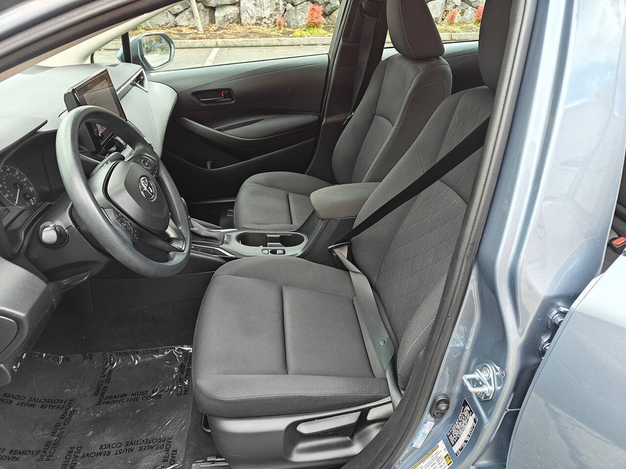 Used 2023 Toyota Corolla LE FWD image 14