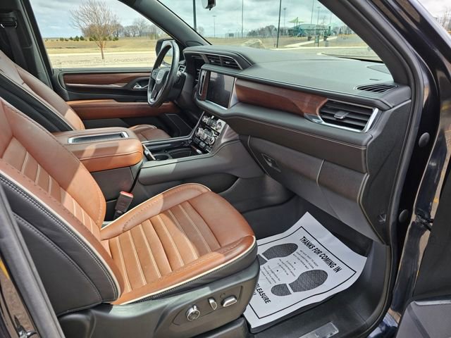 Used 2023 GMC Yukon Denali Ultimate w/ LPO, Floor Liner Package image 32