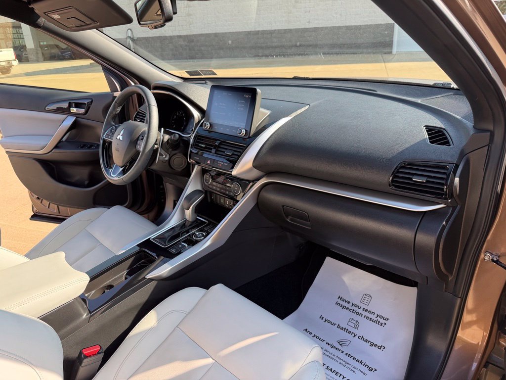 Used 2024 Mitsubishi Eclipse Cross SEL AWD/4WD image 37