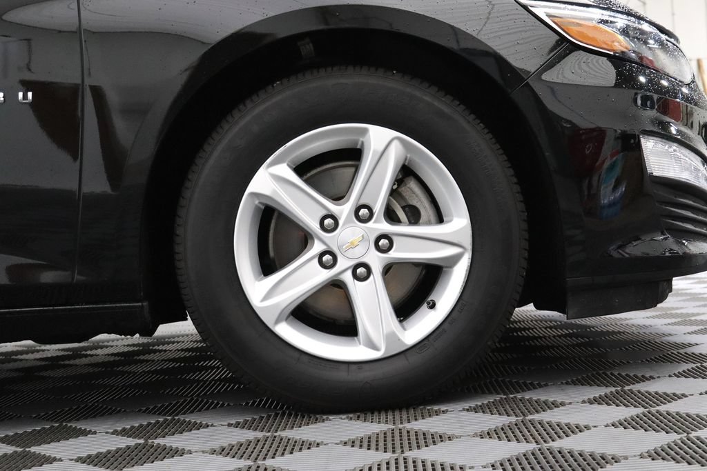Certified 2023 Chevrolet Malibu LS FWD image 5
