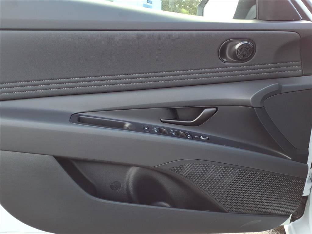 New 2026 Hyundai Elantra Sport image 14