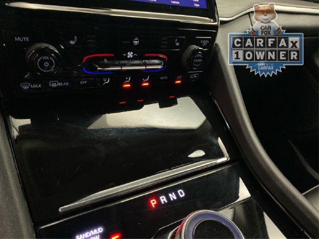 Used 2023 Jeep Grand Cherokee Limited AWD/4WD image 33