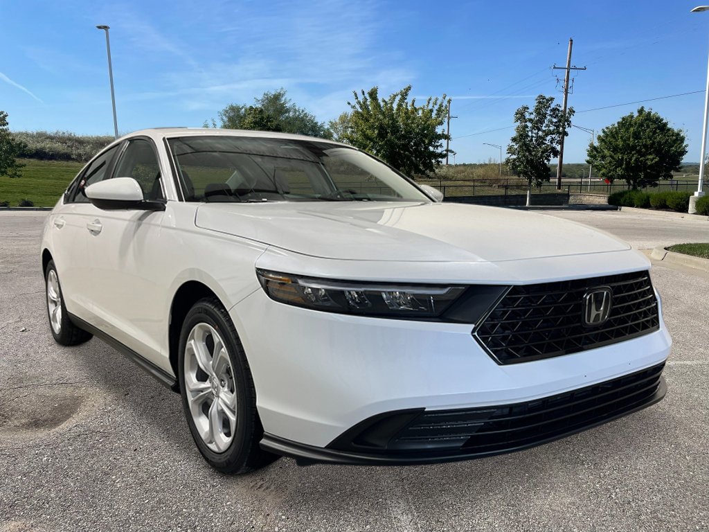 New 2026 Honda Accord LX image 9