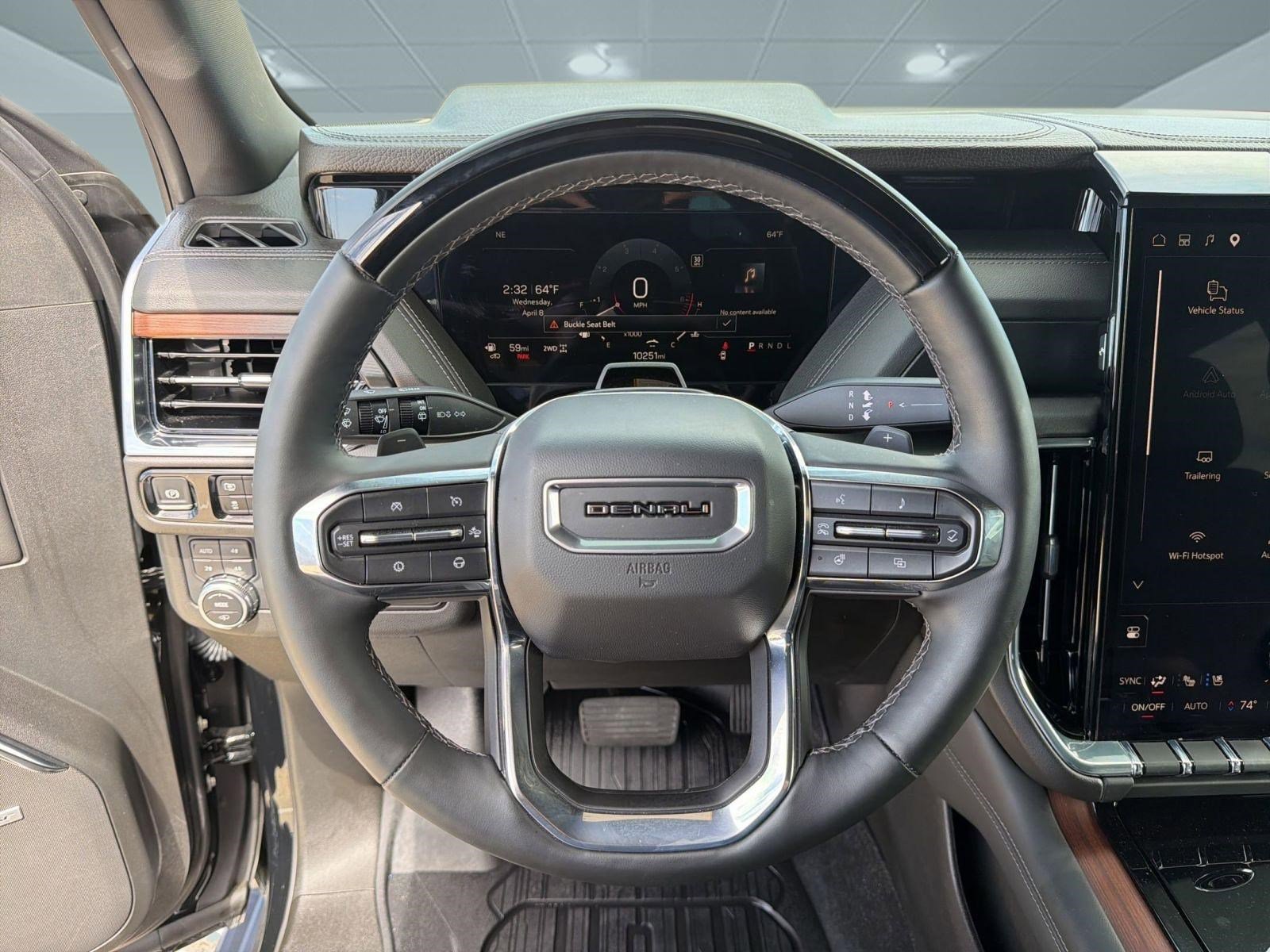 Used 2025 GMC Yukon Denali w/ Denali Reserve Package image 18