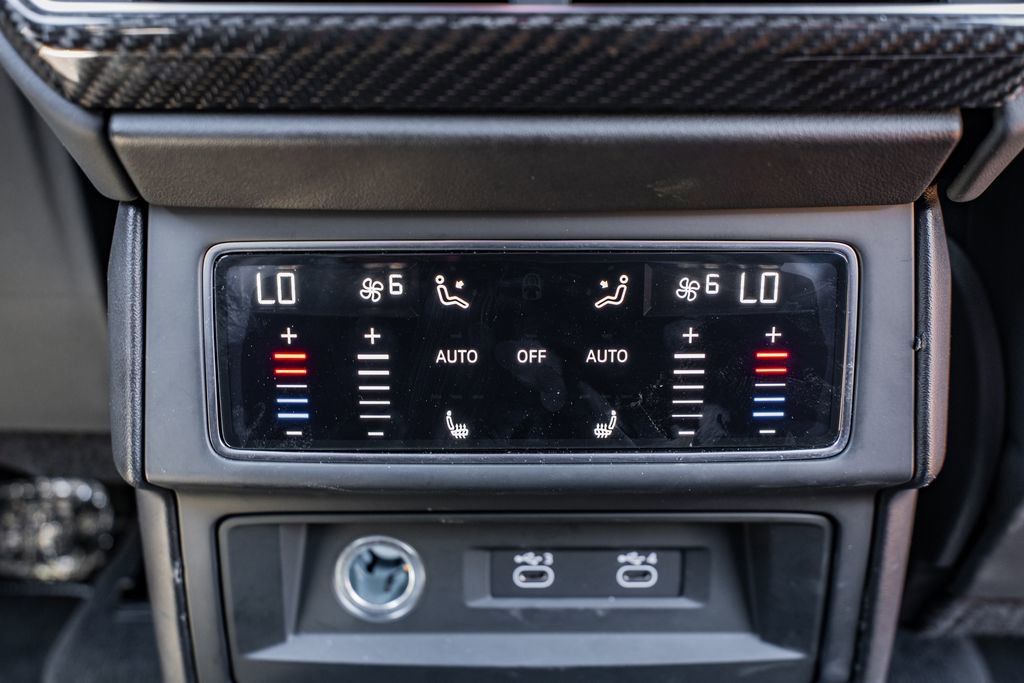 Used 2024 Lamborghini Urus S AWD/4WD image 46