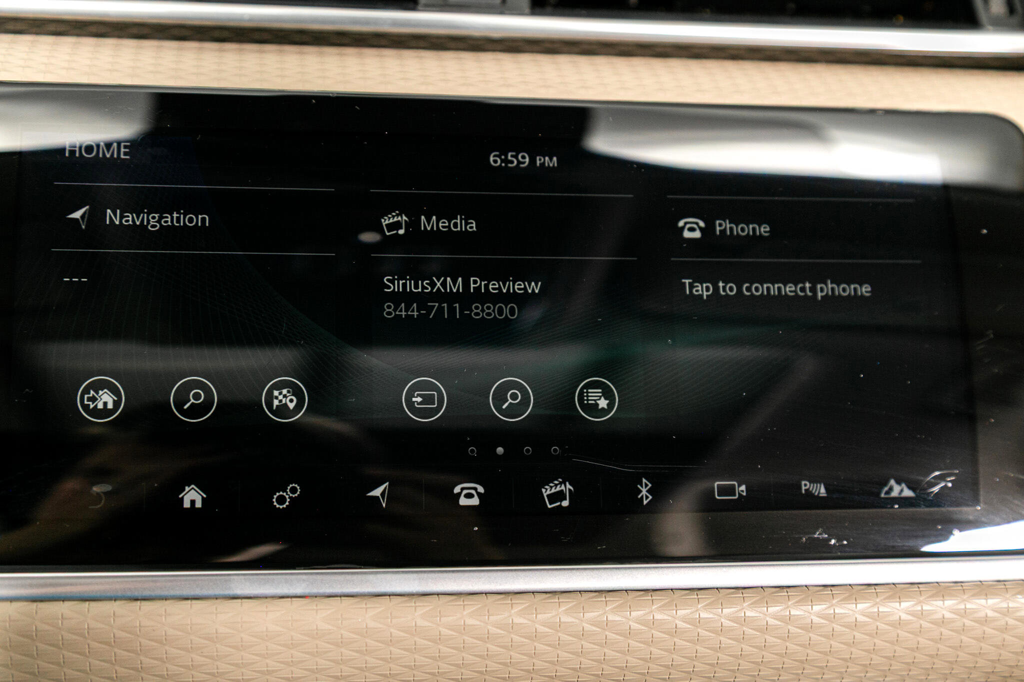 Used 2020 Land Rover Range Rover Velar S image 42