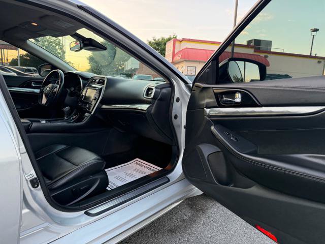 Used 2020 Nissan Maxima 3.5 SV w/ Floor Mat Group FWD image 19