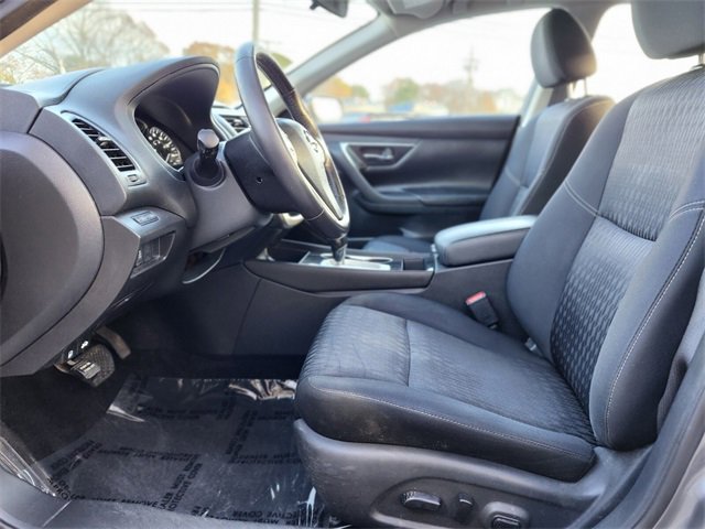 Used 2018 Nissan Altima 2.5 SV image 18