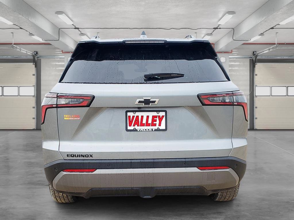 New 2026 Chevrolet Equinox LT w/ Midnight Edition image 6