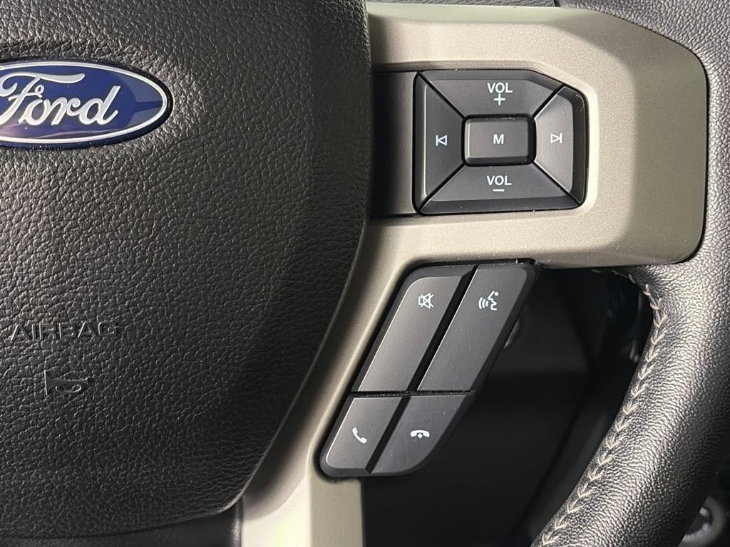 Used 2021 Ford F250 Lariat w/ Lariat Ultimate Package AWD/4WD image 18