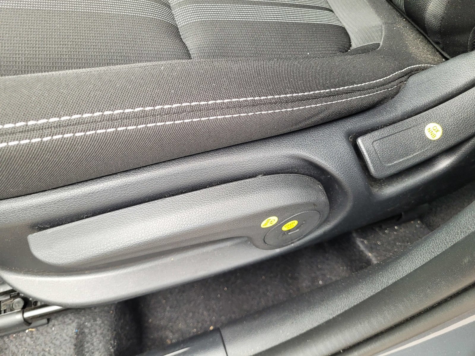 Certified 2026 Hyundai Venue SEL FWD image 21