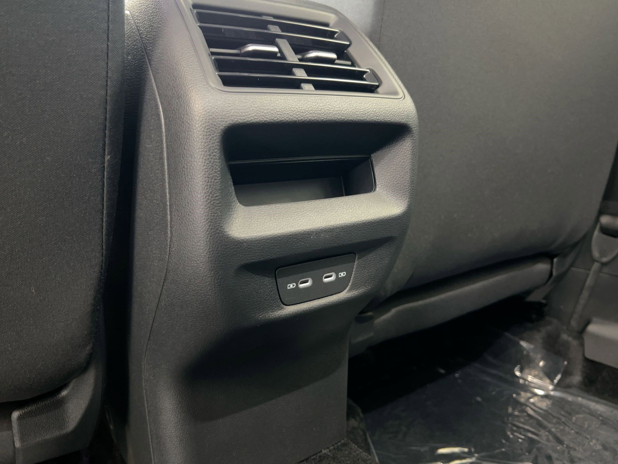 New 2026 Volkswagen Tiguan S FWD image 32