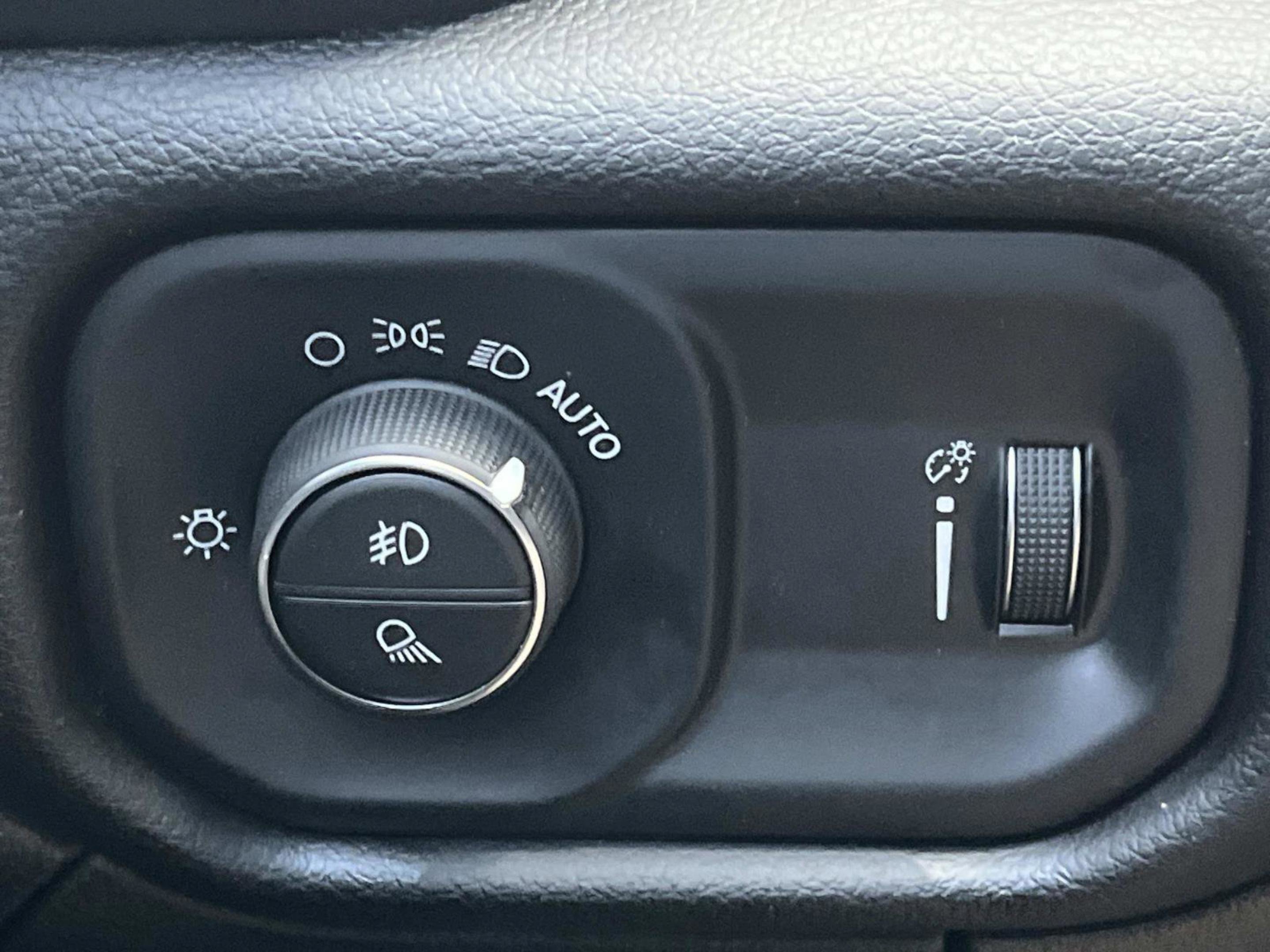 Used 2024 RAM 2500 Big Horn image 34