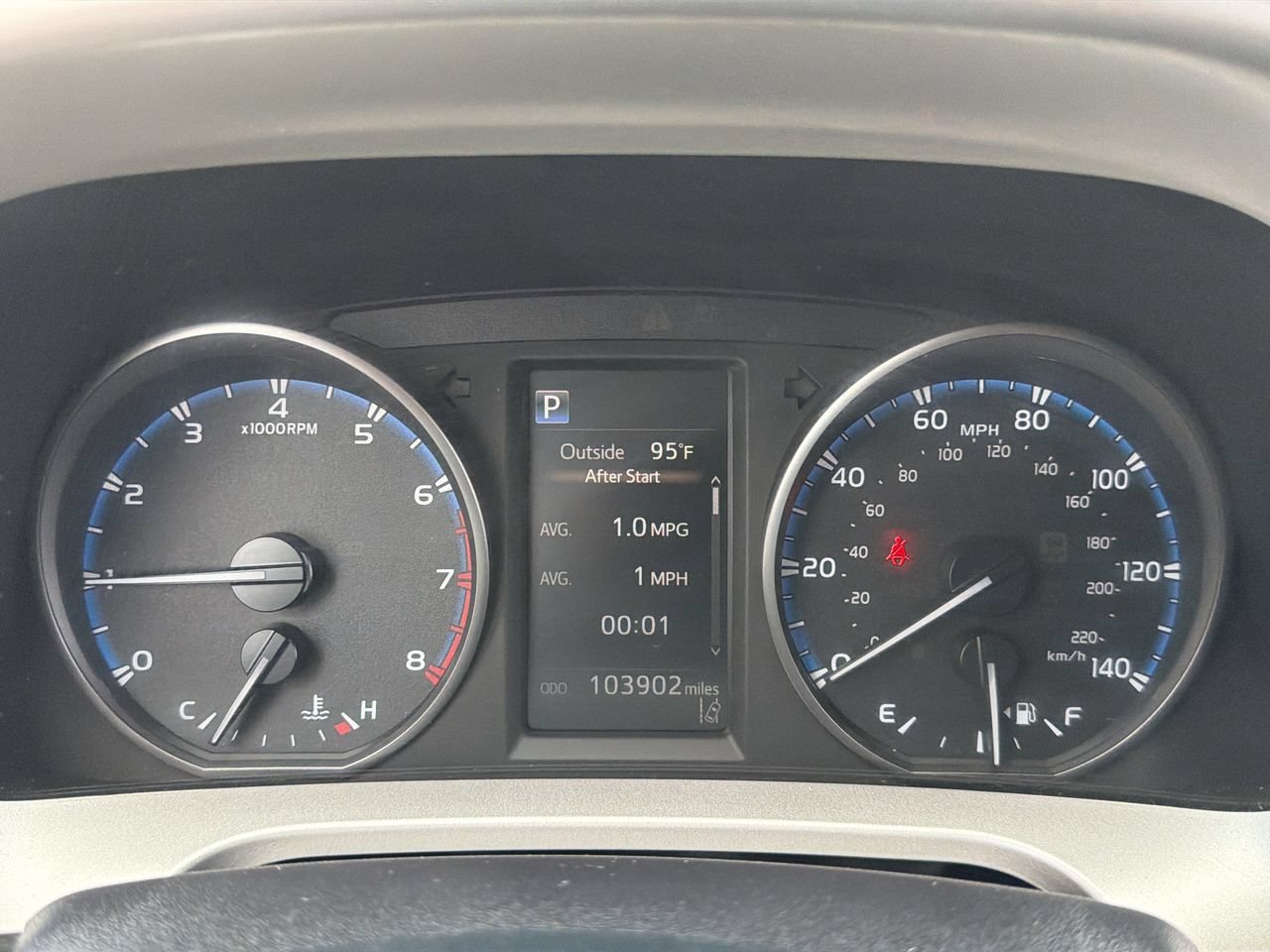 Used 2017 Toyota RAV4 LE FWD image 27