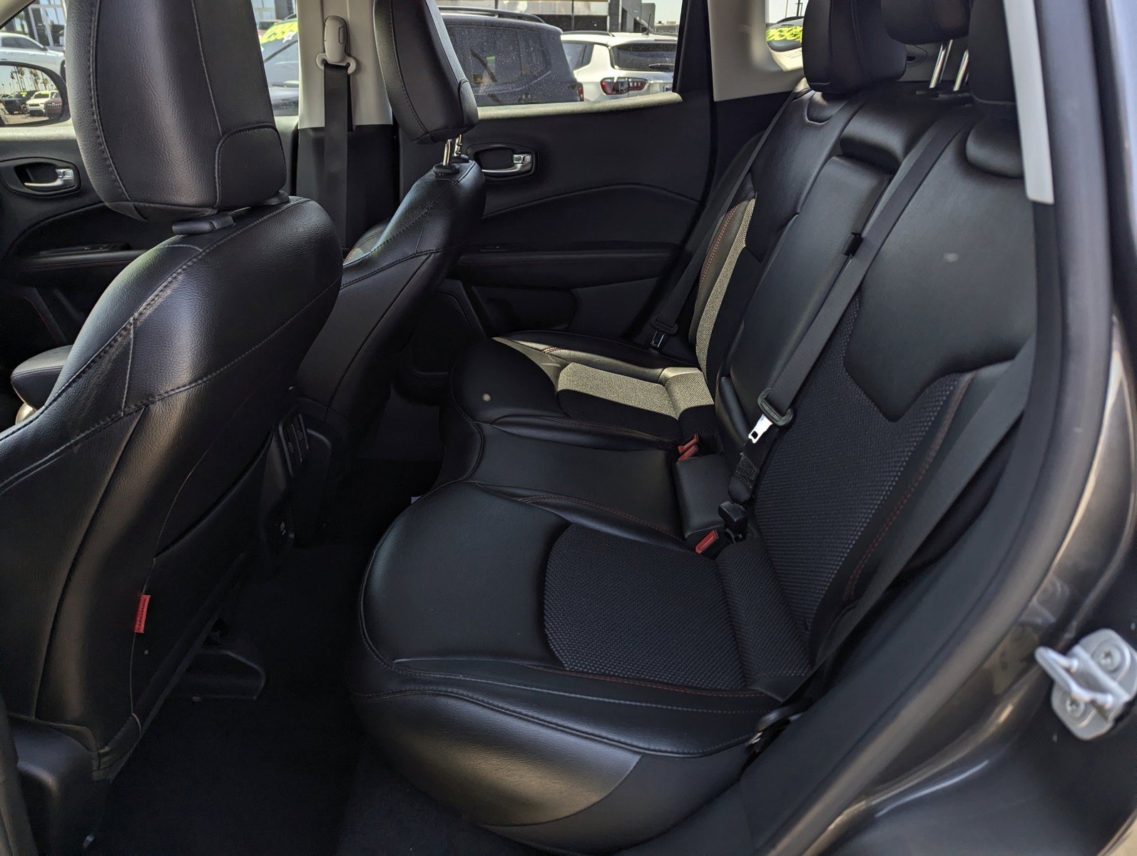 Certified 2020 Jeep Compass Trailhawk AWD/4WD image 8