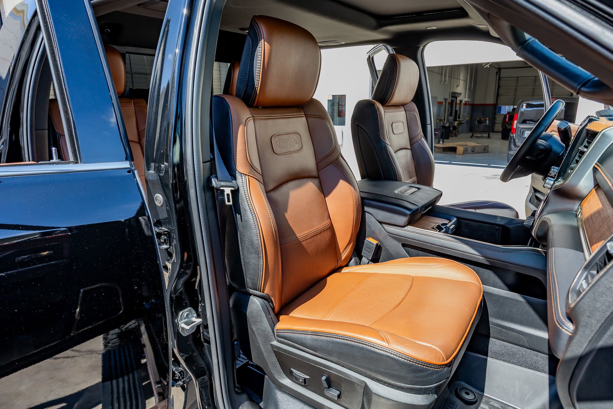 Used 2024 RAM 2500 Limited w/ Safety Group image 30