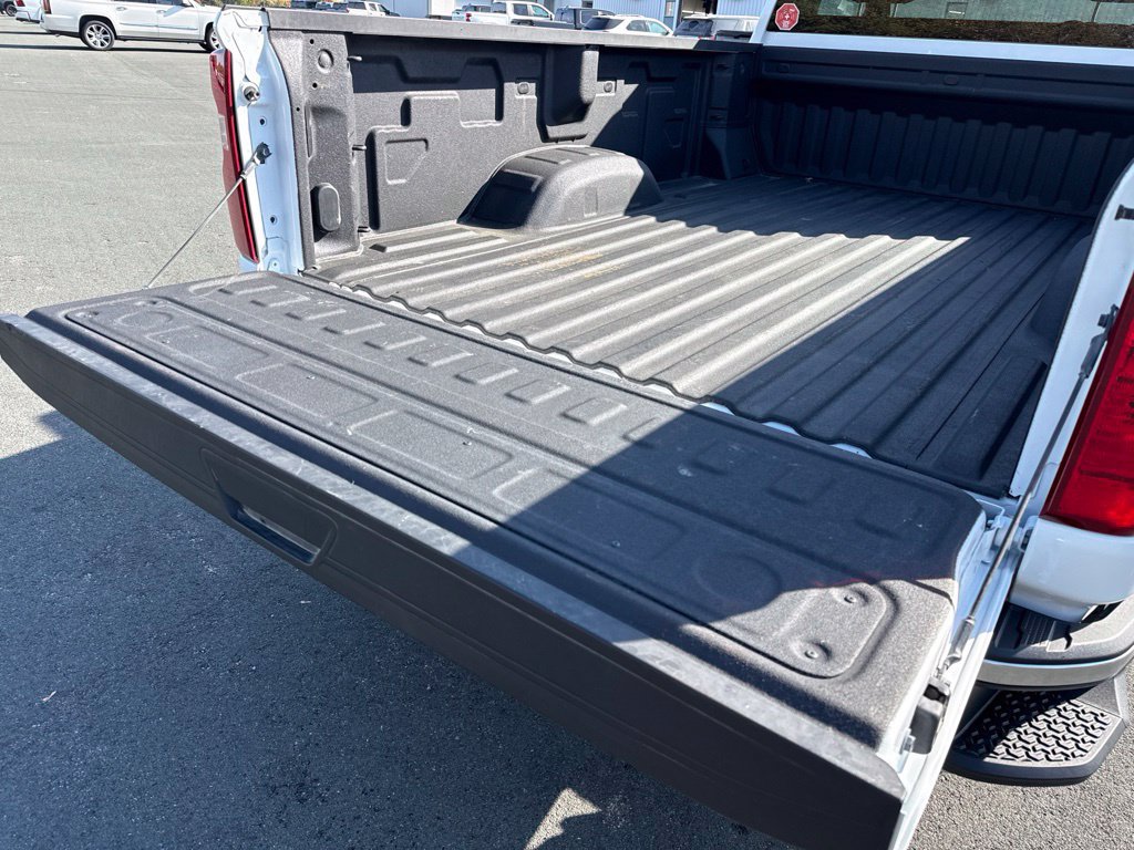 Used 2026 Chevrolet Silverado 2500 W/T w/ Snow Plow Prep/Camper Package AWD/4WD image 14