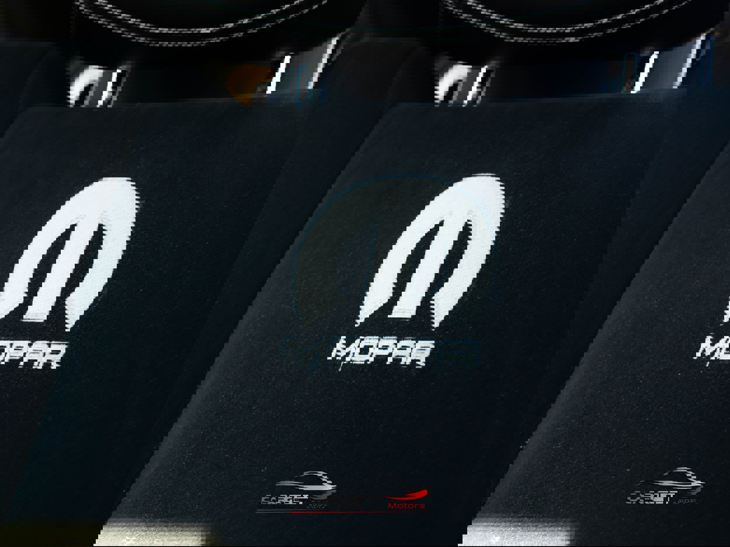 Used 2018 Dodge Durango SRT w/ SRT Interior Appearance Group image 26