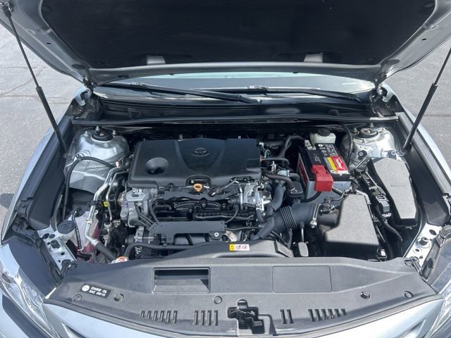 Used 2020 Toyota Camry XSE image 11