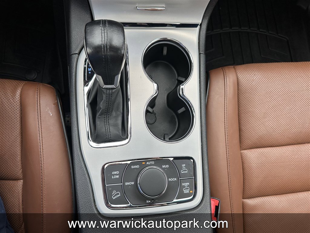 Used 2020 Jeep Grand Cherokee Summit image 9