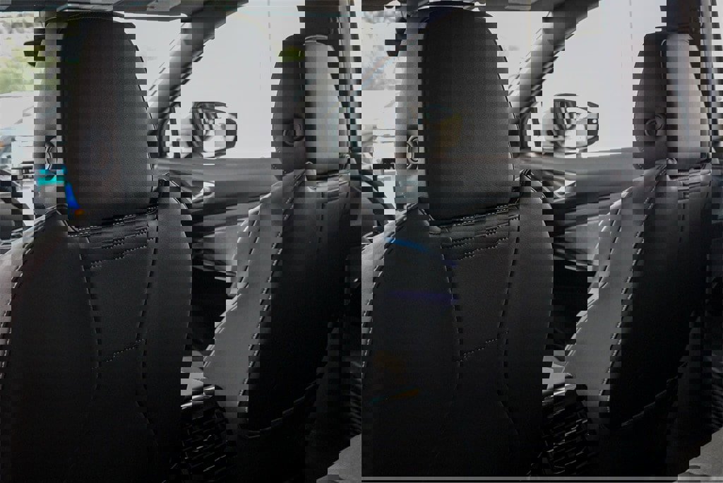 New 2025 Volkswagen ID.4 Pro image 17