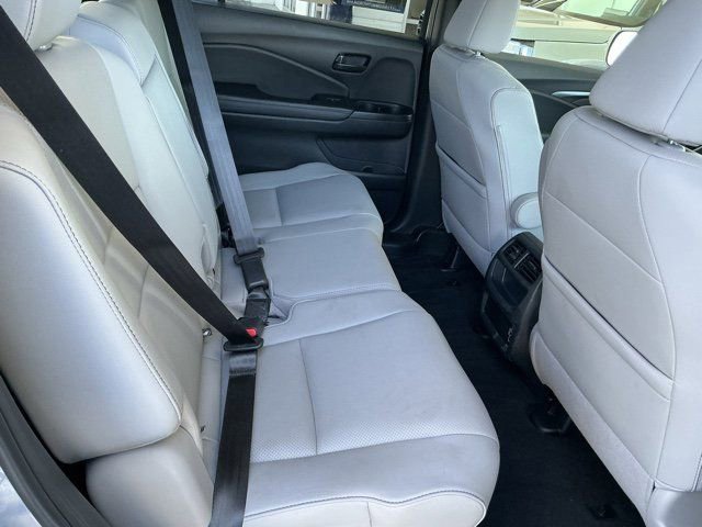 Used 2023 Honda Passport EX-L image 19