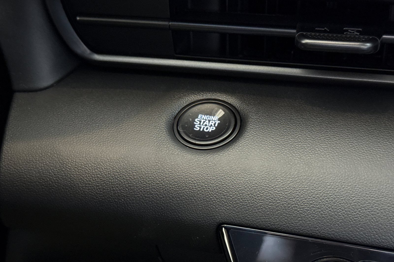 New 2026 Hyundai Elantra SEL Sport FWD image 20