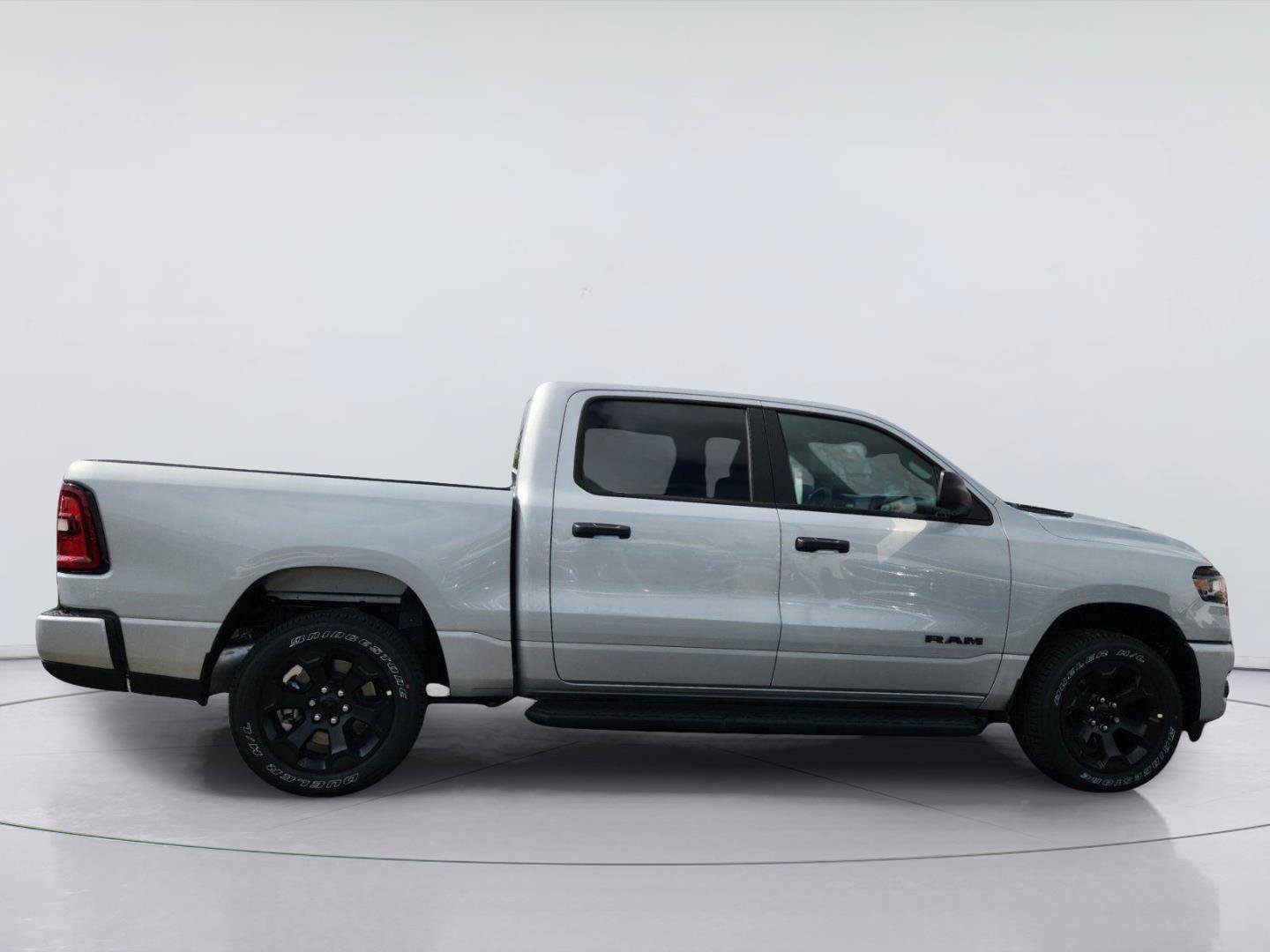 New 2026 RAM 1500 Express AWD/4WD image 6