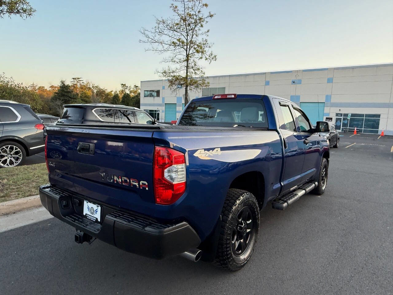 Used 2015 Toyota Tundra SR image 7