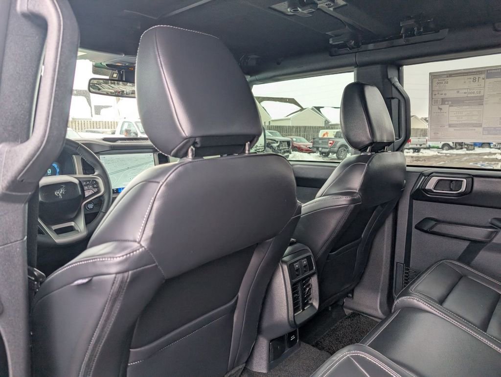New 2025 Ford Bronco Outer Banks w/ Sasquatch Package image 41