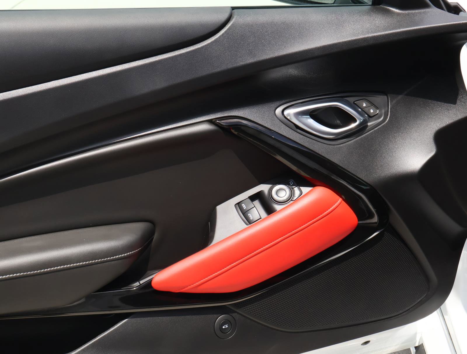 Used 2021 Chevrolet Camaro SS w/ Redline Edition image 12