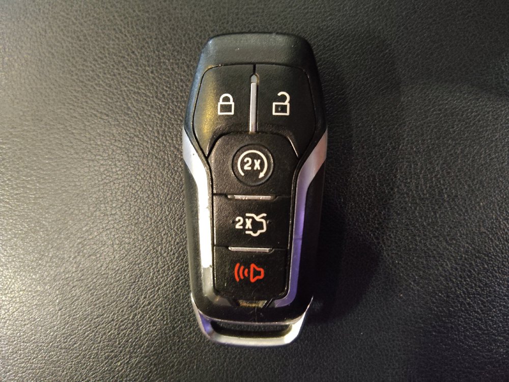 Used 2016 Ford Edge SEL w/ Equipment Group 201A FWD image 32