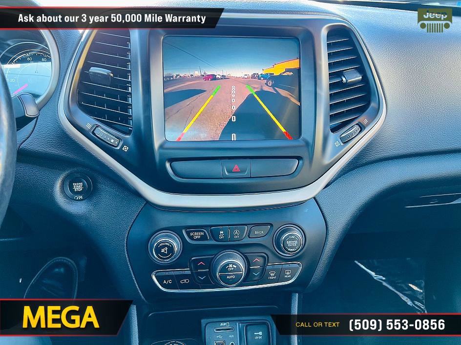 Used 2017 Jeep Cherokee Limited w/ Luxury Group image 26