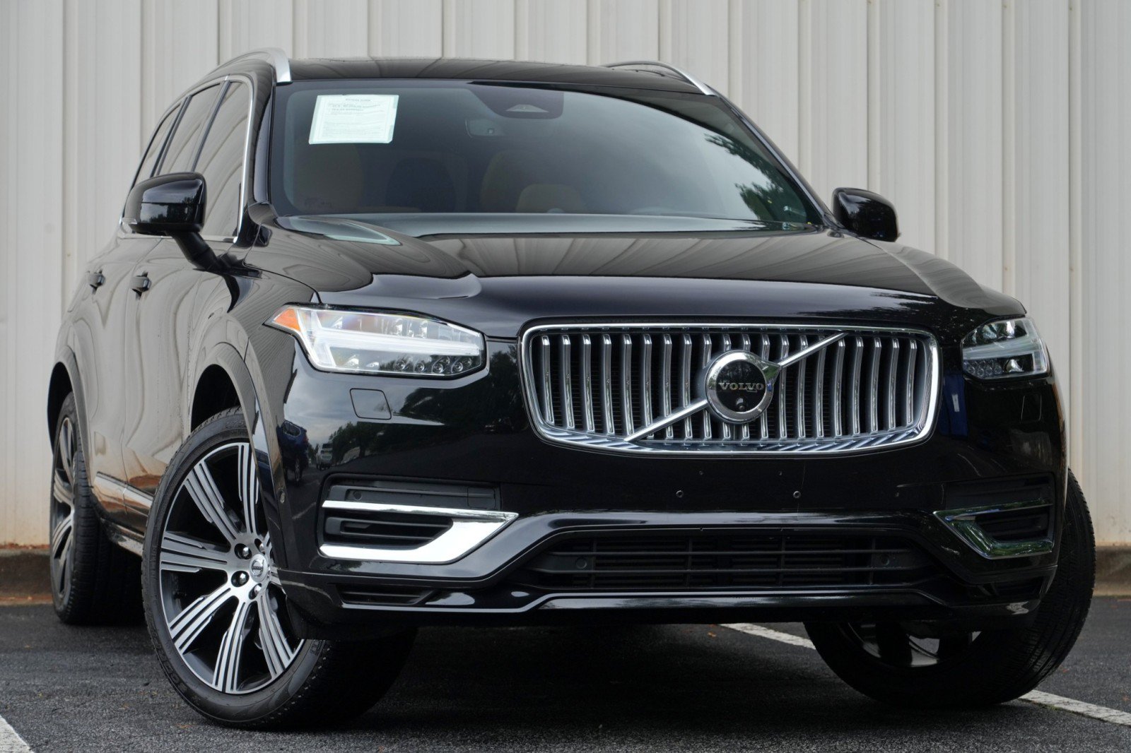 Used 2024 Volvo XC90 T8 Ultimate w/ Lounge Package AWD/4WD image 4