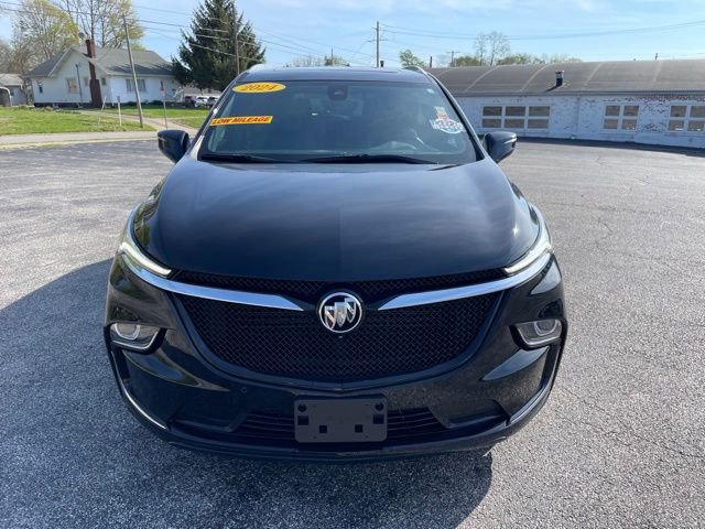 Used 2024 Buick Enclave Essence w/ Experience Buick Package image 2