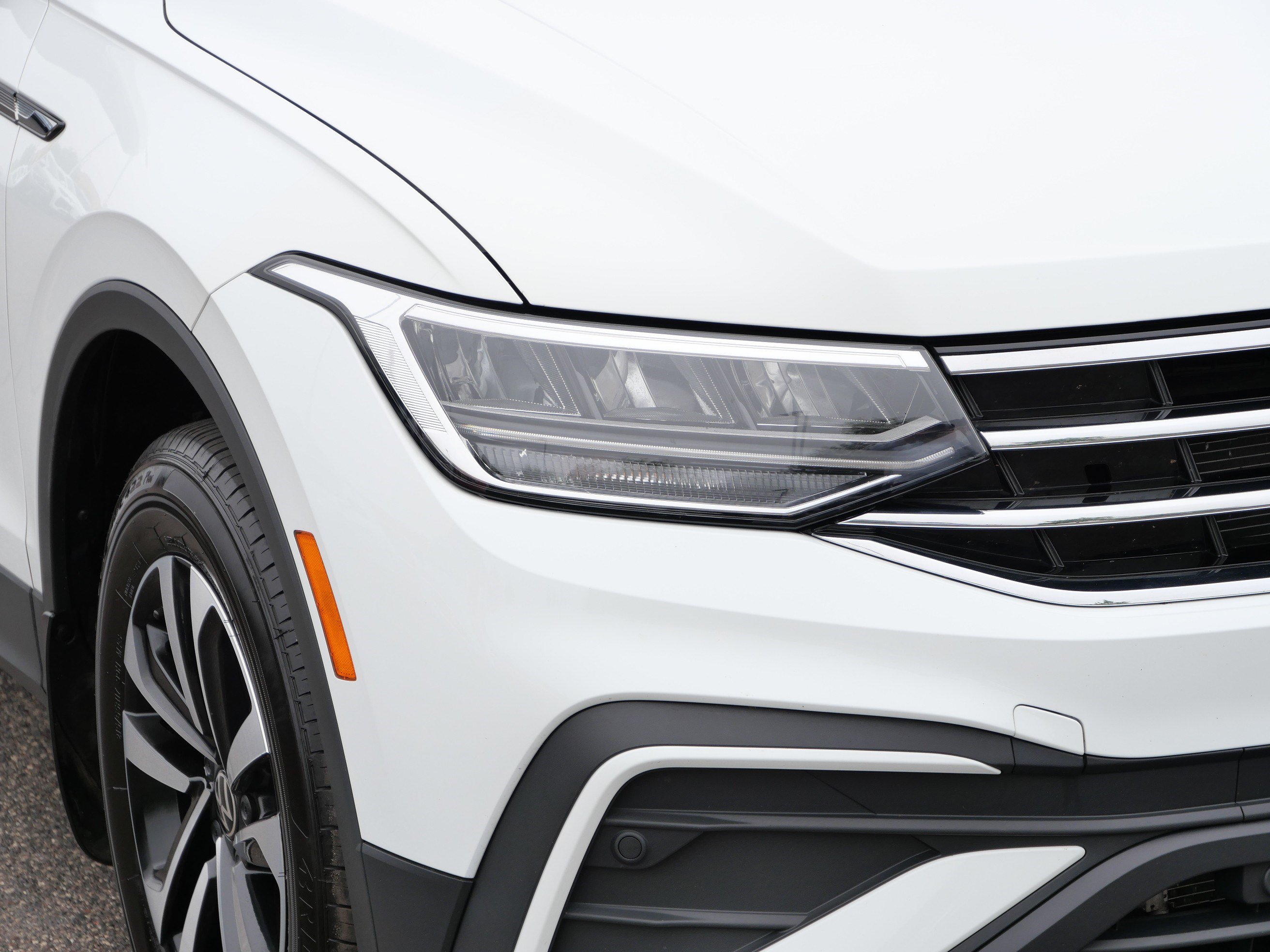 Used 2024 Volkswagen Tiguan S w/ MDO Package, Two-Row AWD/4WD image 16
