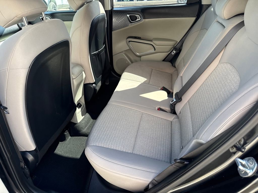 Used 2023 Kia Soul EX image 26