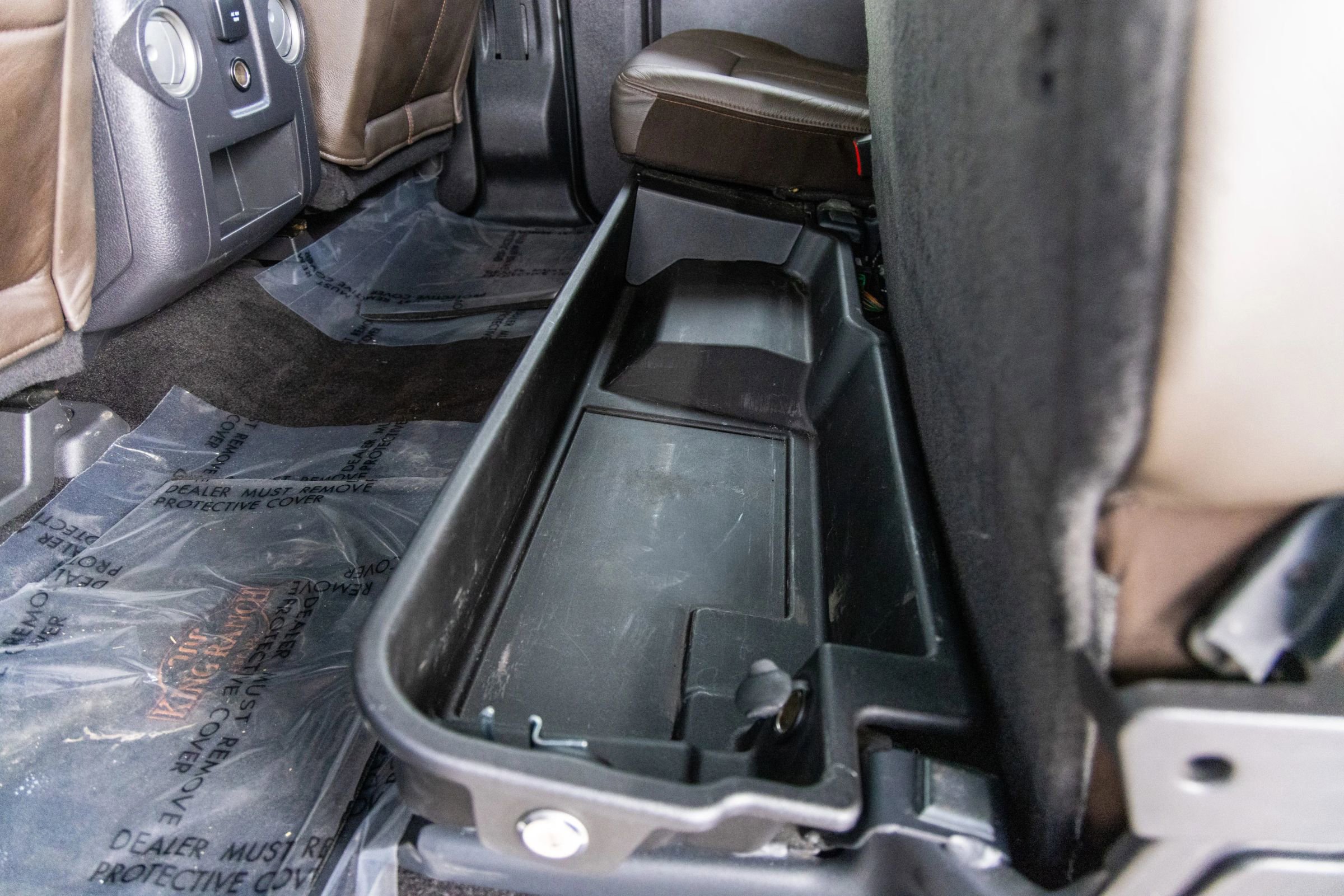 Used 2016 Ford F350 King Ranch w/ King Ranch w/Chrome Package AWD/4WD image 14